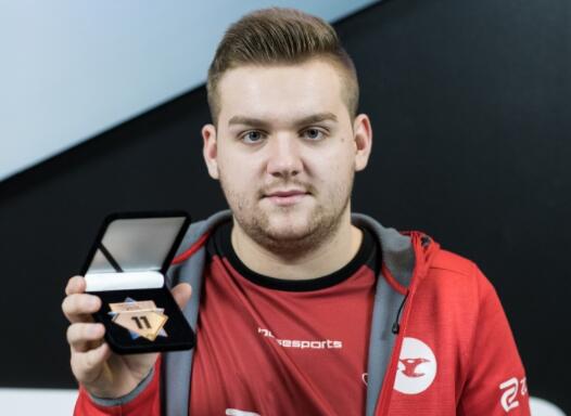 FPX赛前返图：首战来临，我们准备好啦！